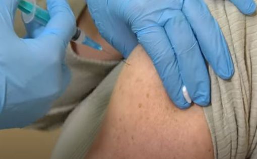 Власти ФРГ предложили гражданам вакцинироваться от COVID или умереть