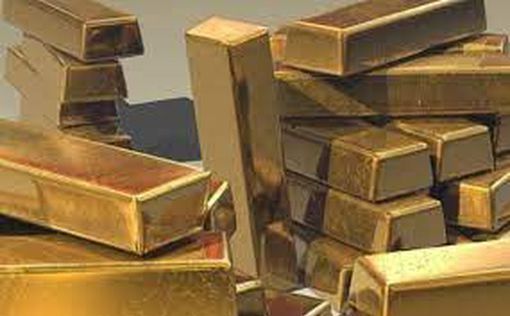 Ціни на золото падають і близькі до позначки нижче $2 300 за унцію