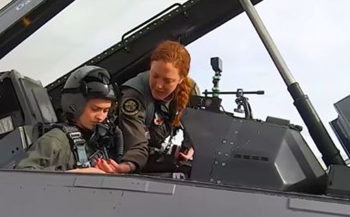 F-16 Fighting Falcon у надійних жіночих руках українки: відео