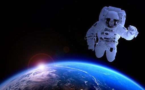Впервые в истории человечества состоялась доставка еды в космос