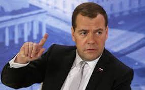 Медведев о визите лидеров европейских стран в Киев: любители лягушек и макарон