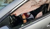 Военные РФ обстреляли в Херсоне такси: водитель погиб, пассажиры ранены. Фото | Фото 1
