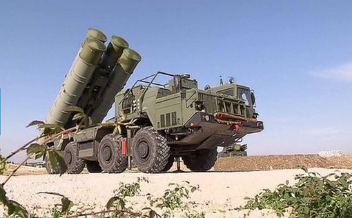 В Крыму дежурит полк, оснащенный системой С-400 "Триумф"