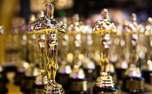 Впервые за 60 лет организаторы премии "Оскар" изменили цвет ковровой дорожки