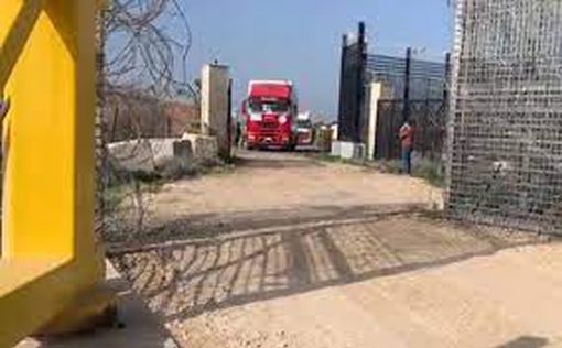Египет призвал Израиль открыть больше КПП для грузовиков с помощью для Газы