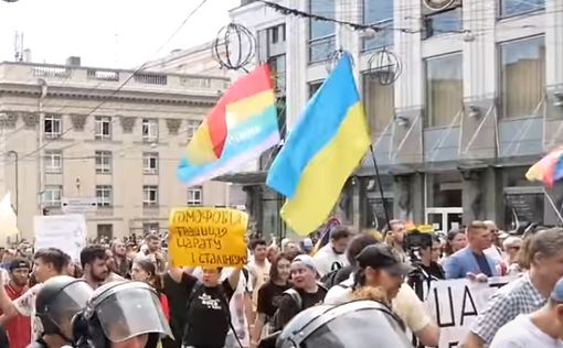 Западные посольства выразили Украине обеспокоенность
