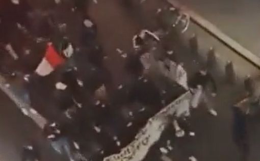 Во Франции начались антиисламские демонстрации