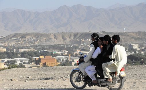До $5000 за визу: в Афганистане появился черный рынок виз