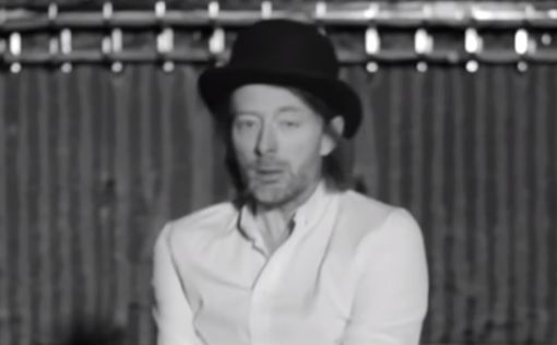 Radiohead продают шляпу Тома Йорка из клипа "Lotus Flower"
