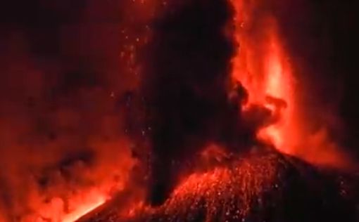 Новое извержение вулкана Этна засняли на видео