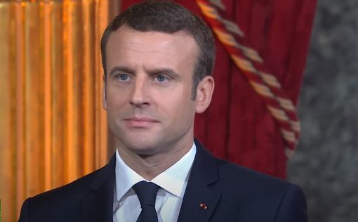 Макрон подтвердил Зеленскому, что Франция будет участвовать в Саммите мира