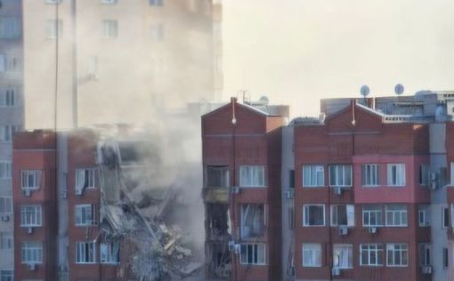 РФ вдарила ракетою по будинку в Дніпрі. Є загиблий, серед постраждалих - немовля