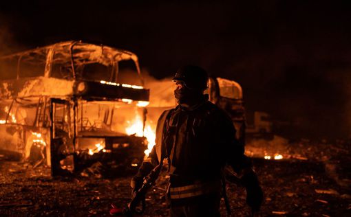 Спасатели показали результаты ночного обстрела Киева. Фото, видео