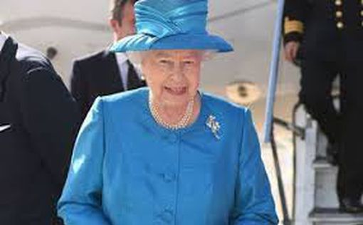 Премьер Японии: Елизавета II внесла вклад в укрепление связей с Британией