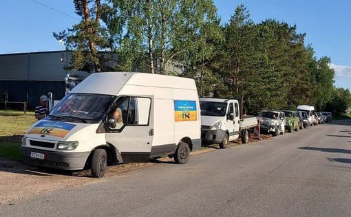 Agendum отправила в Украину 21 авто и гуманитарку